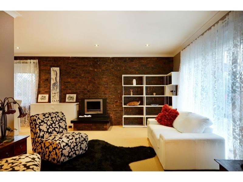 10 Towerhill Road, Alexander Heights WA 6064