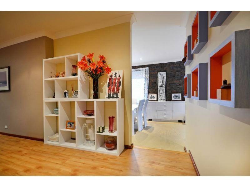 10 Towerhill Road, Alexander Heights WA 6064