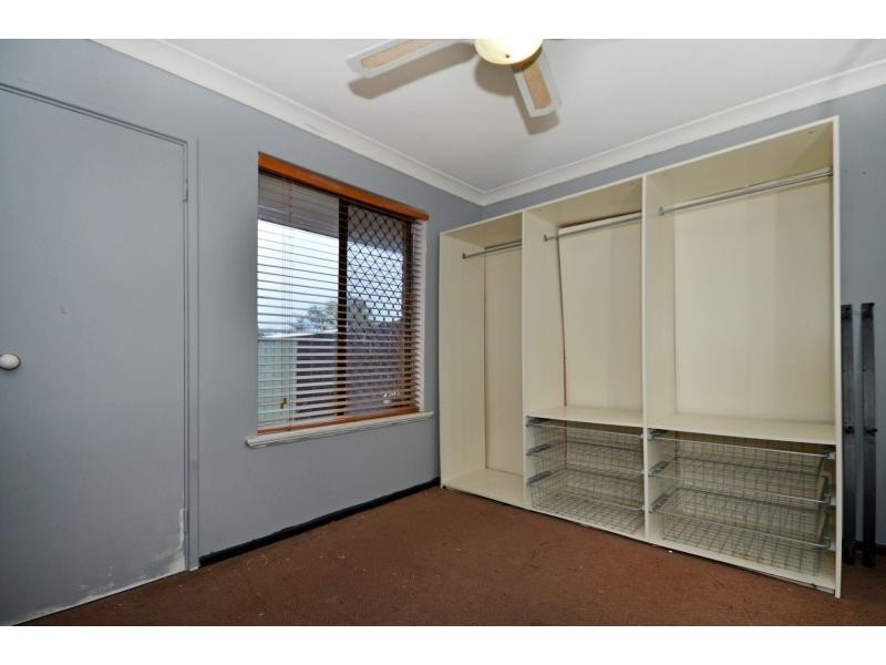 10 Towerhill Road, Alexander Heights WA 6064