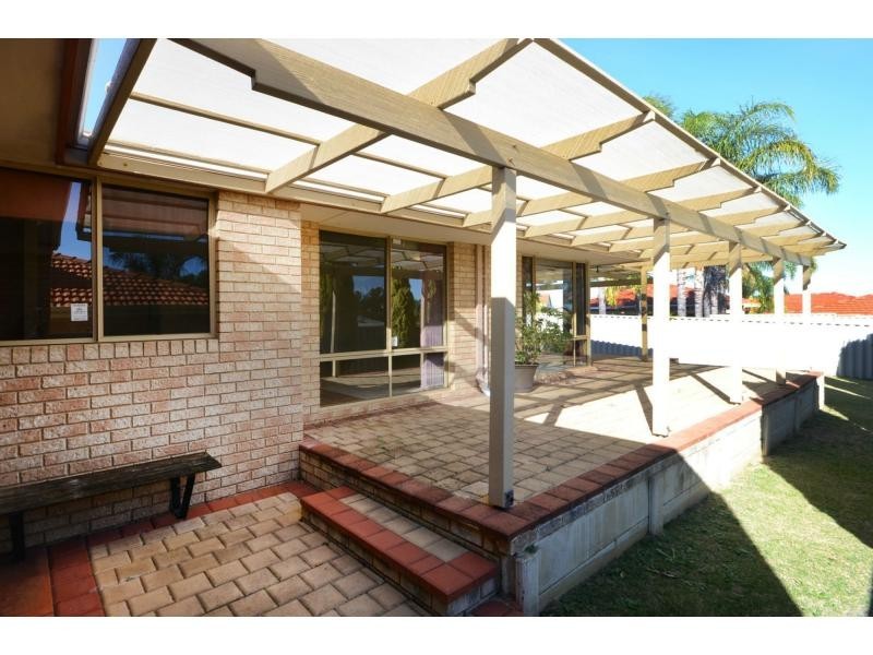 28 Lancer Way, Alexander Heights WA 6064