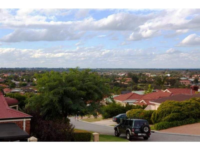 28 Finsbury View, Landsdale WA 6065