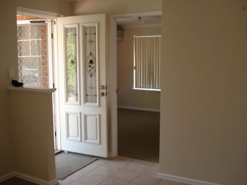 2/3 Essex Street, Bayswater WA 6053