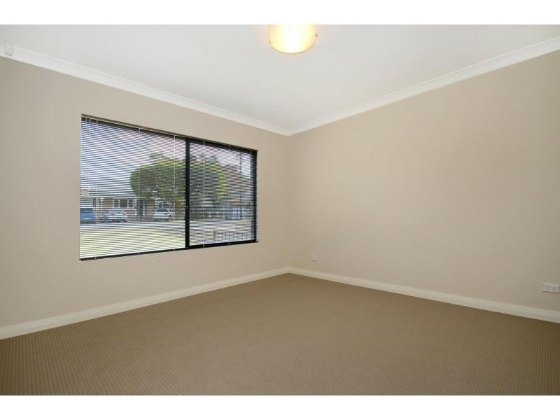 372 Light Street, Dianella WA 6059