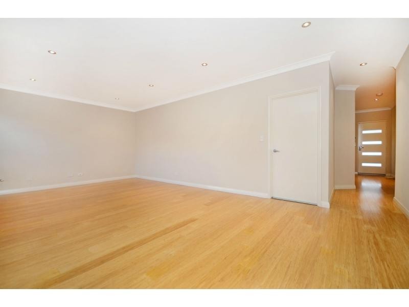 374 Light Street, Dianella WA 6059