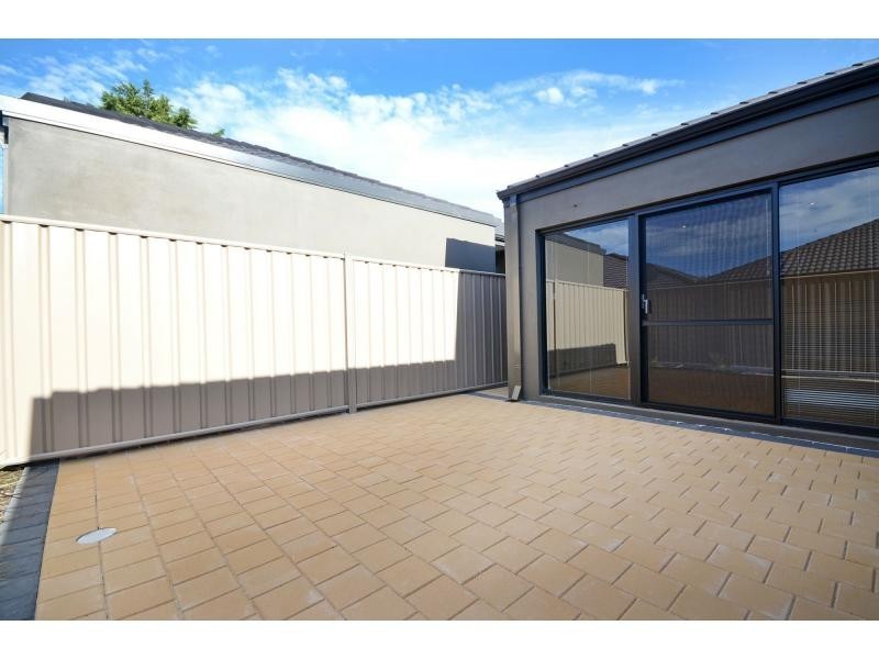 374 Light Street, Dianella WA 6059