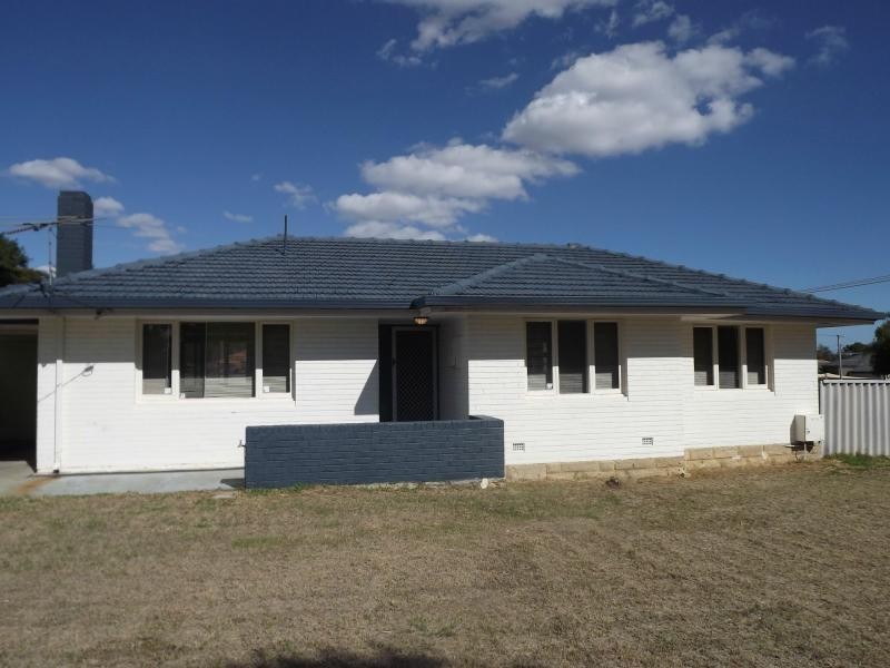 8 Ashcroft Way, Balga WA 6061