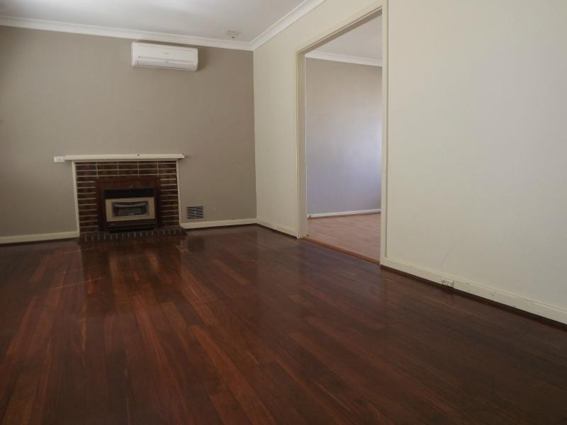 8 Ashcroft Way, Balga WA 6061