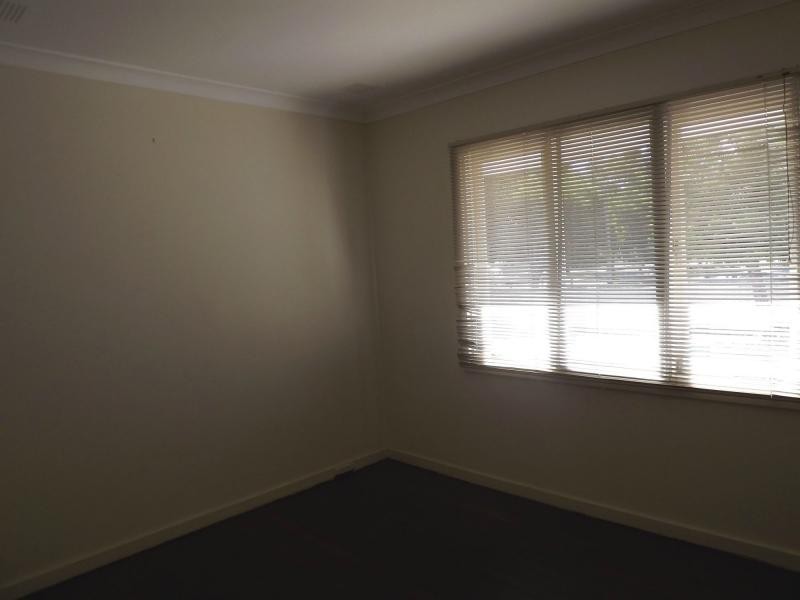 8 Ashcroft Way, Balga WA 6061