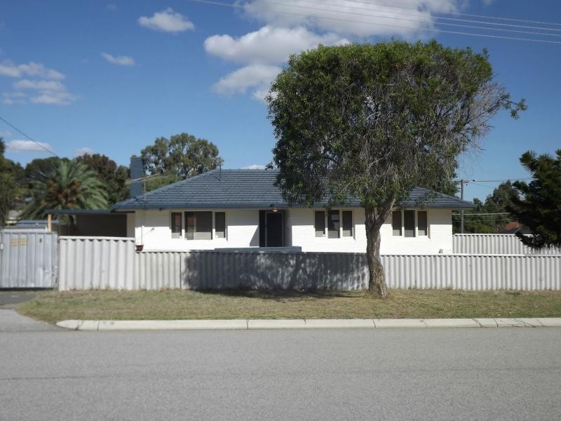 8 Ashcroft Way, Balga WA 6061