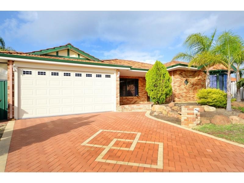 5 Lancer Way, Alexander Heights WA 6064
