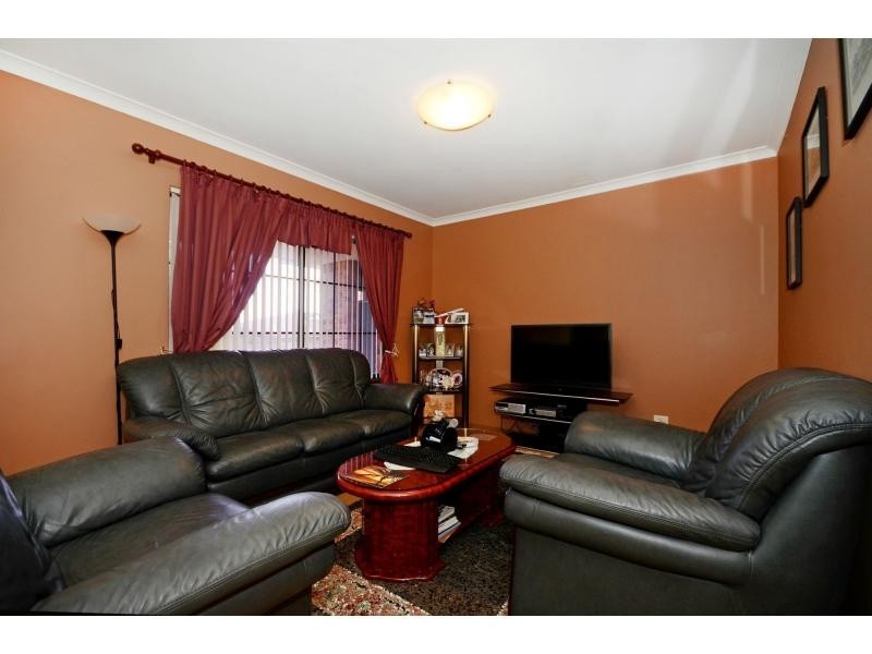 5 Lancer Way, Alexander Heights WA 6064