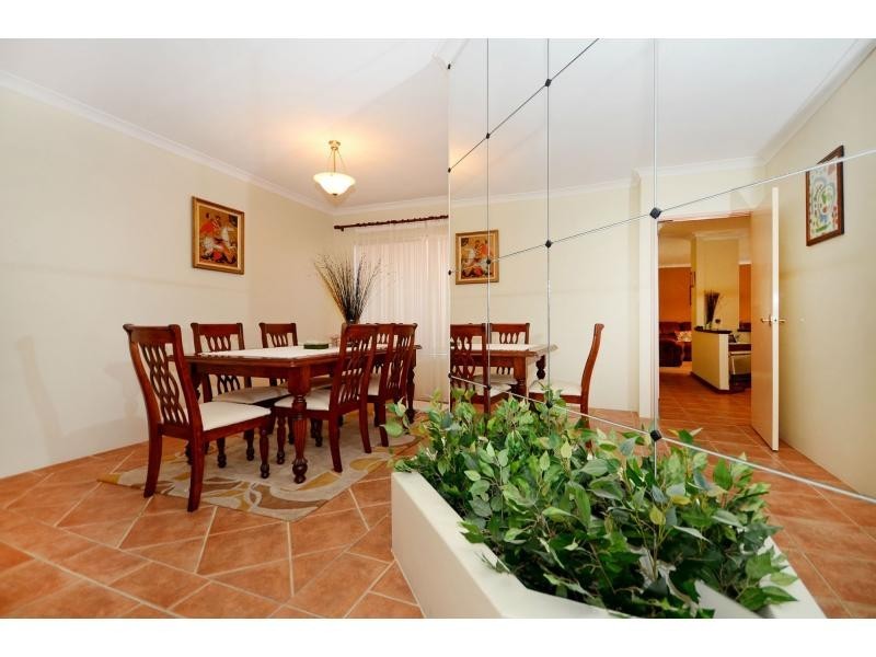 5 Lancer Way, Alexander Heights WA 6064