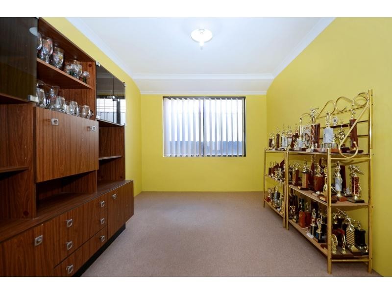 9 Jingana Road, Banksia Grove WA 6031