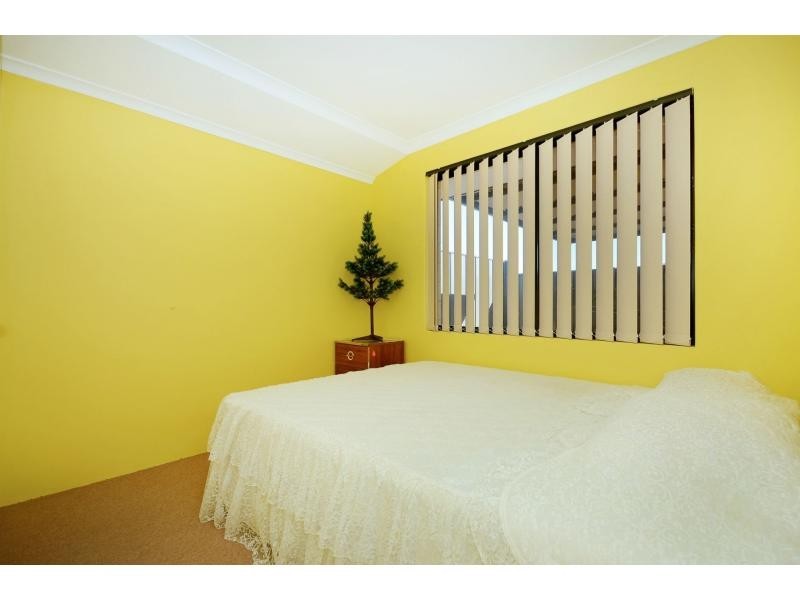 9 Jingana Road, Banksia Grove WA 6031