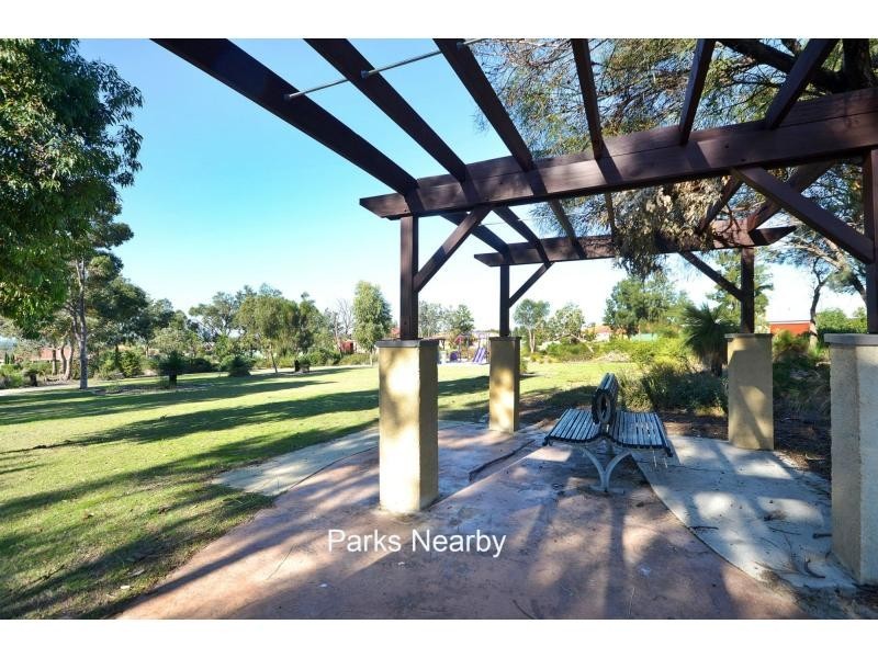 9 Jingana Road, Banksia Grove WA 6031