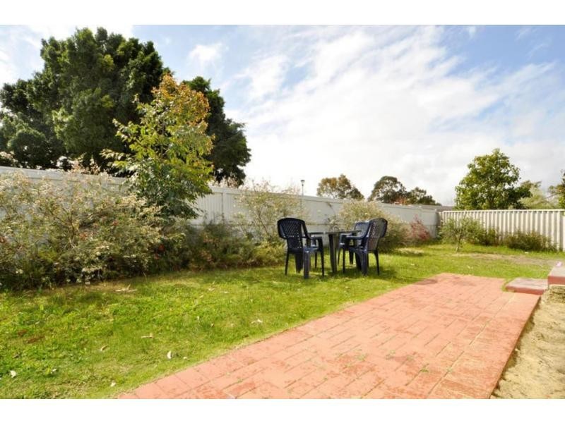 17C Hatfield Way, Girrawheen WA 6064