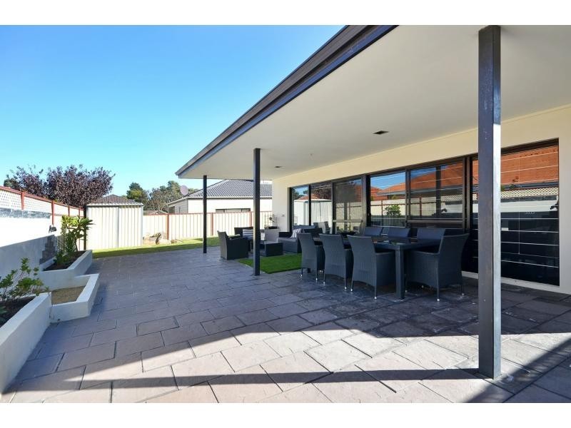 39 Sabina Park Drive, Madeley WA 6065