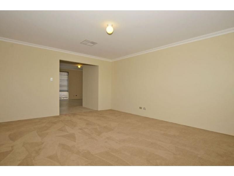 35 Winterthur Street, Landsdale WA 6065