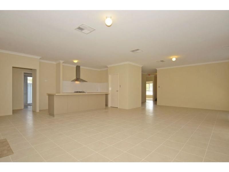 35 Winterthur Street, Landsdale WA 6065