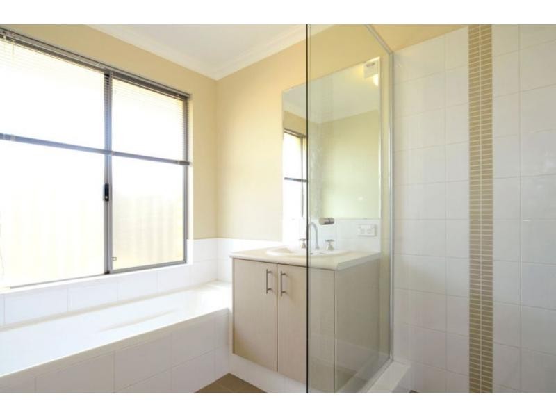 35 Winterthur Street, Landsdale WA 6065