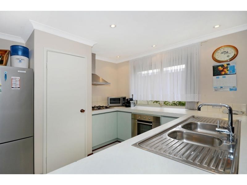 2/34 Banksia Street, Joondanna WA 6060