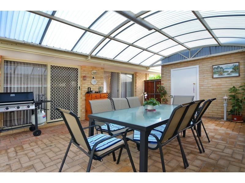 2/34 Banksia Street, Joondanna WA 6060