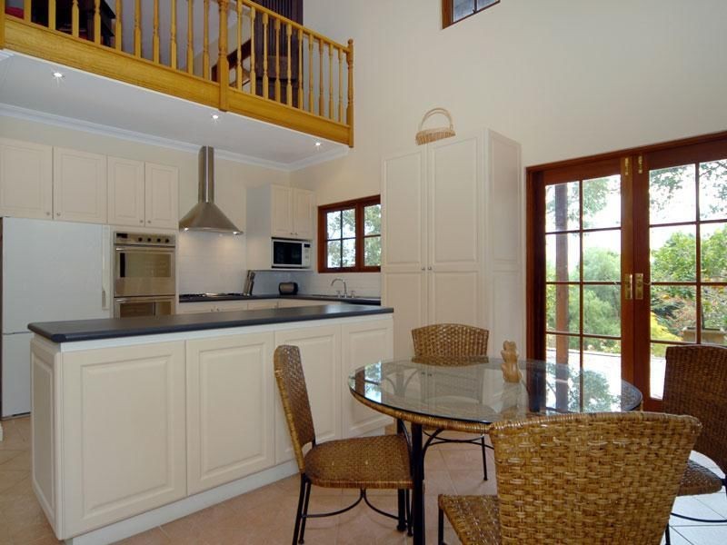 79 Kalamunda Road, Kalamunda WA 6076