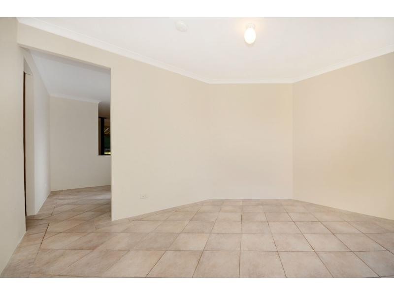 11 Deerina Green, Alexander Heights WA 6064