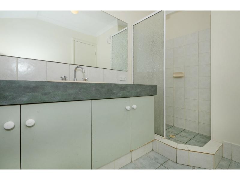 11 Deerina Green, Alexander Heights WA 6064