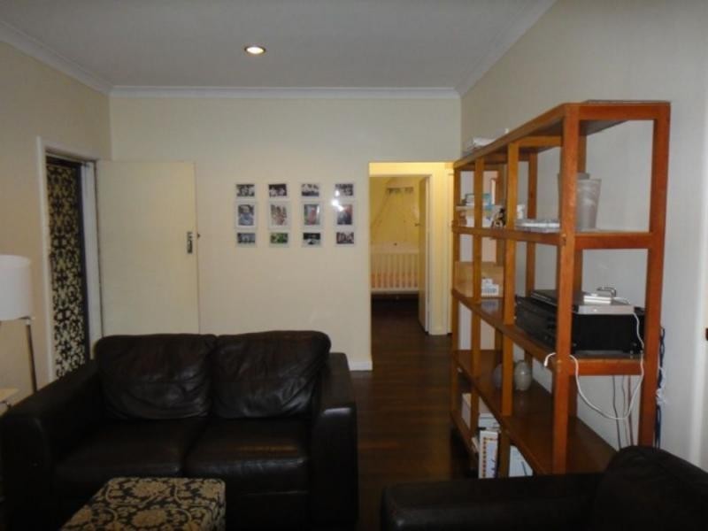 27 Mentone Road, Balga WA 6061