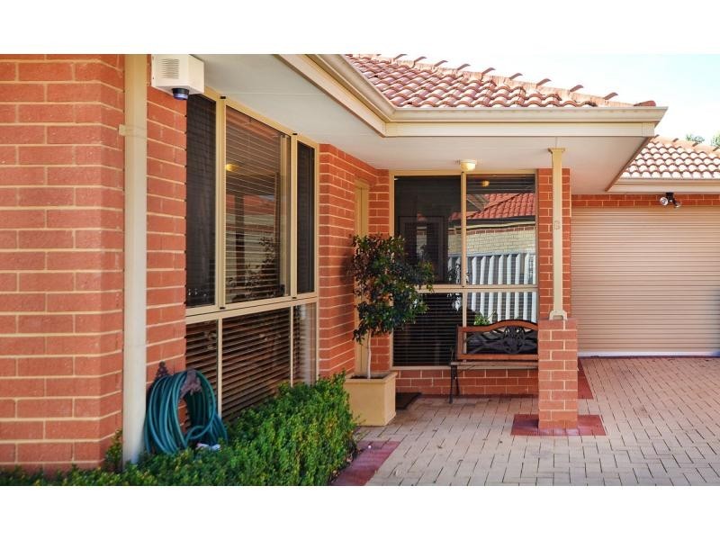 15B Cobham Avenue, Nollamara WA 6061