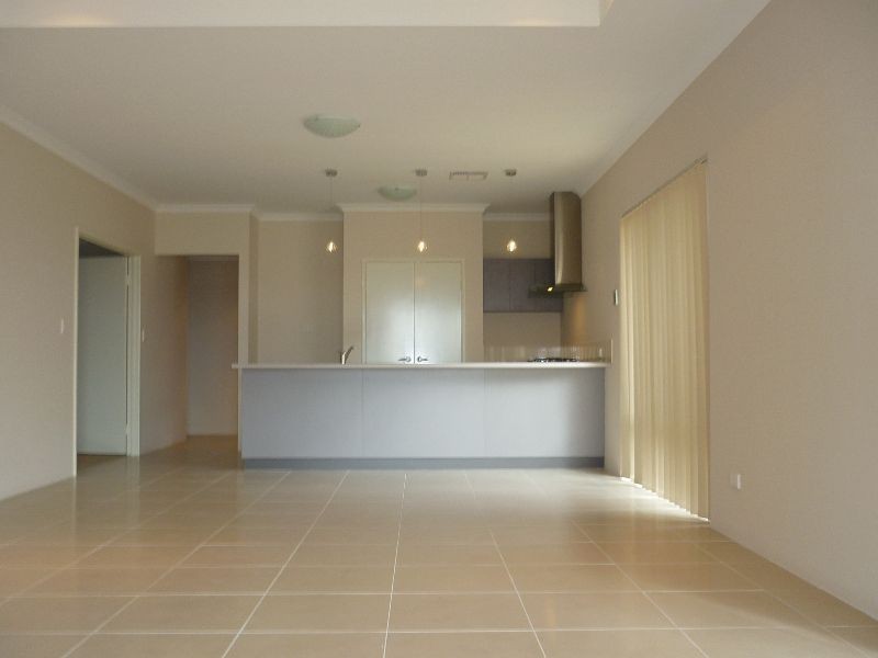 31 Bolton Avenue, Darch WA 6065