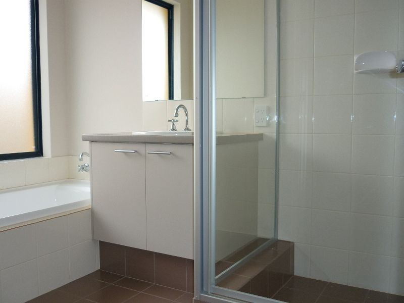 31 Bolton Avenue, Darch WA 6065