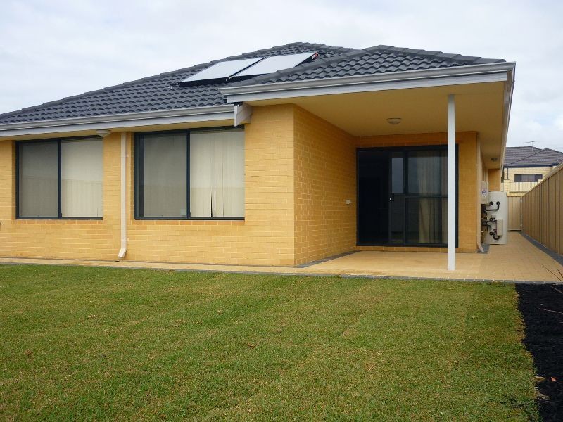 31 Bolton Avenue, Darch WA 6065