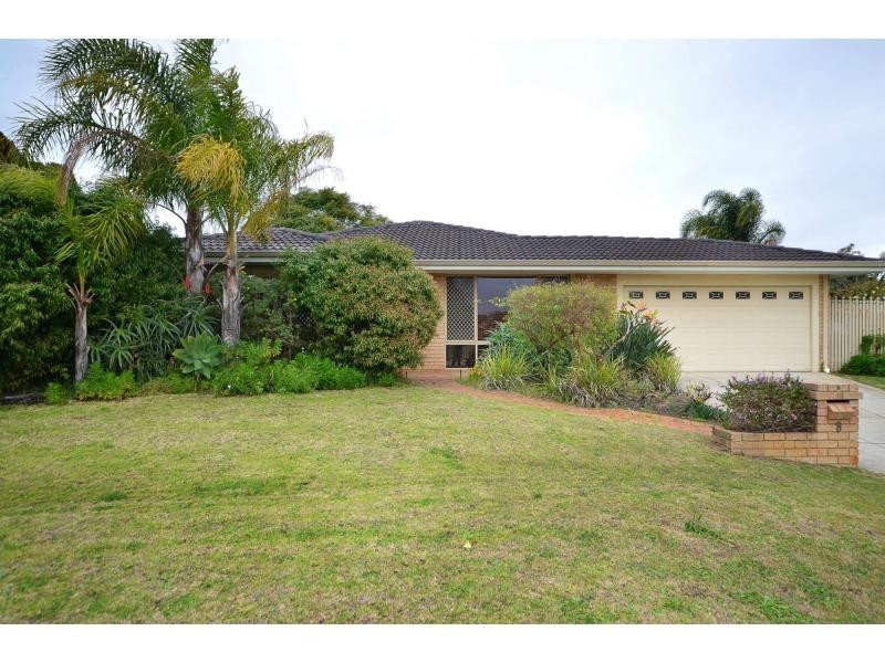 8 Josephine Way, Alexander Heights WA 6064