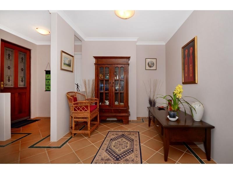 8 Josephine Way, Alexander Heights WA 6064