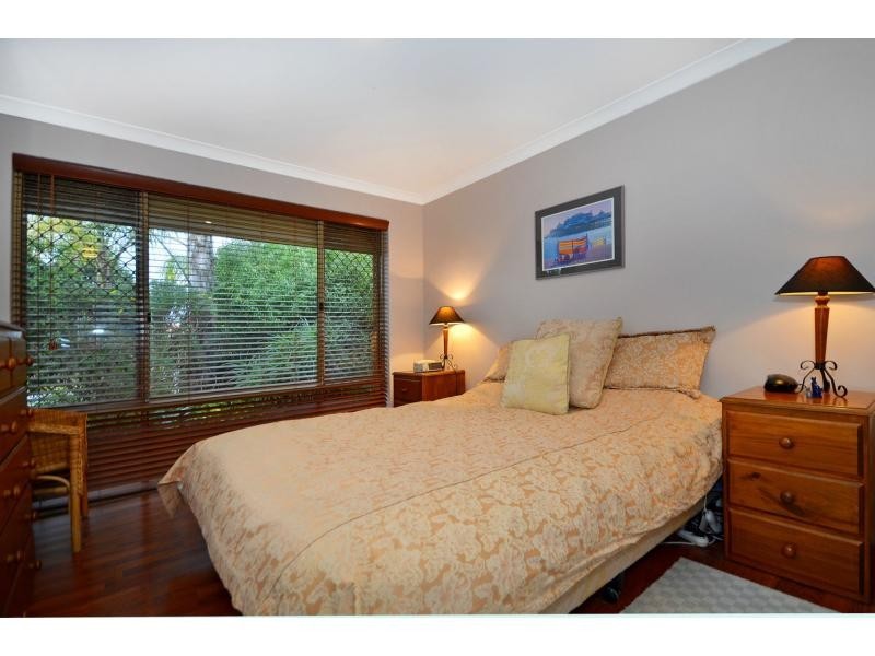 8 Josephine Way, Alexander Heights WA 6064