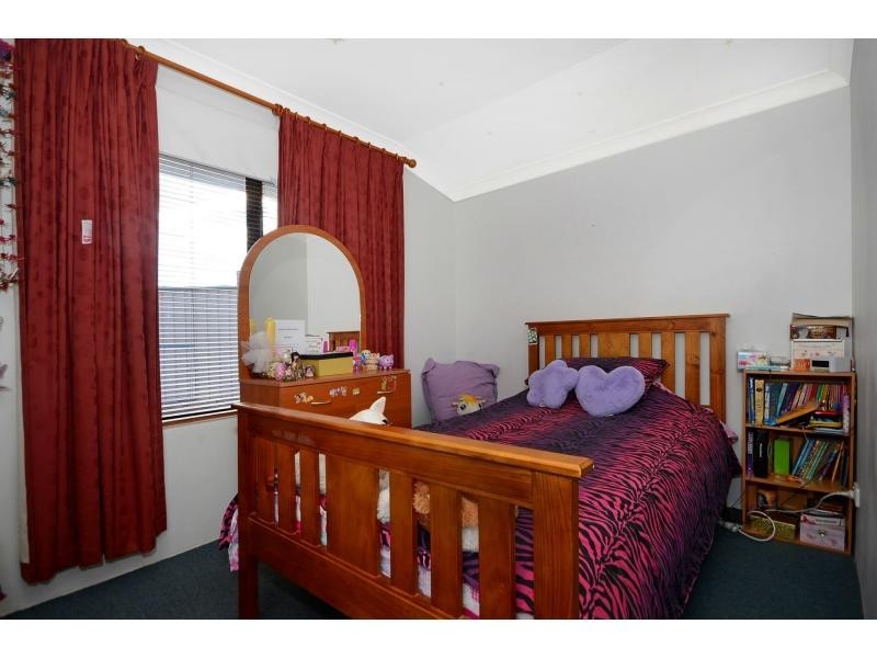 18 Erebus Court, Alexander Heights WA 6064
