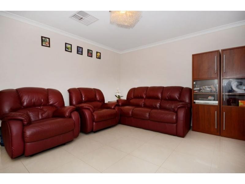 43 Crabtree Street, Alexander Heights WA 6064