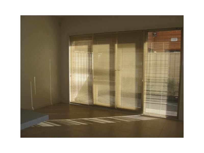 2/7 Colonsay Street, Springvale VIC 3171