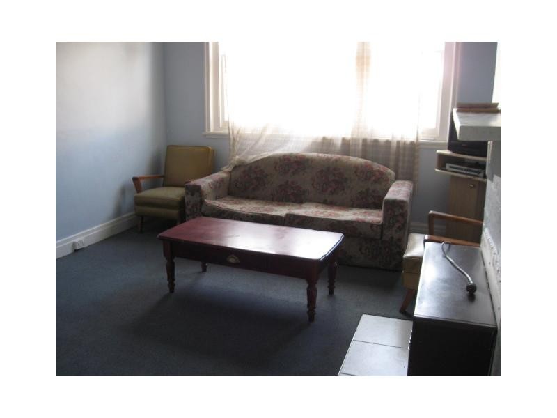 2 Edmond Street, Springvale VIC 3171