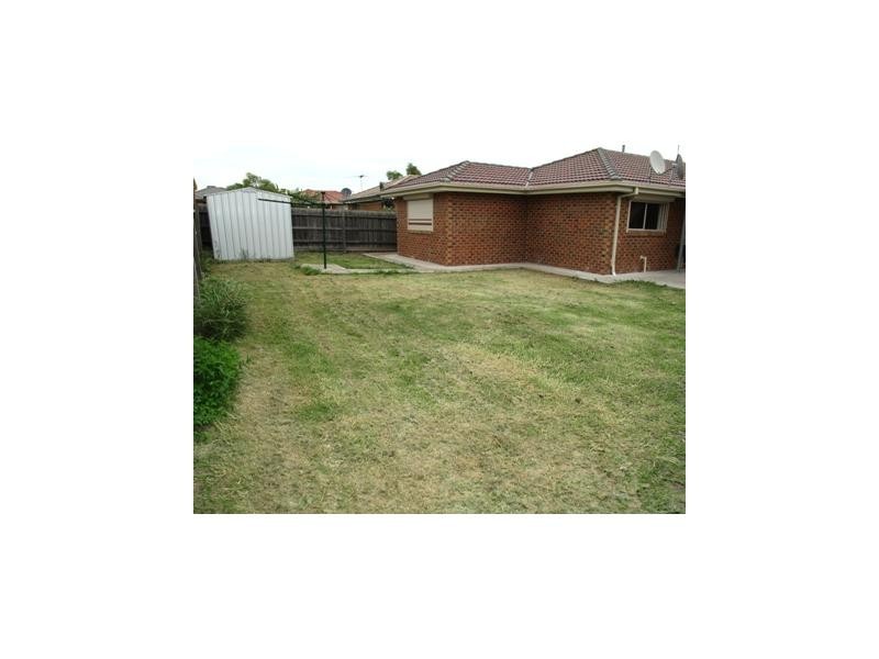 6 Baez Way, Hampton Park VIC 3976