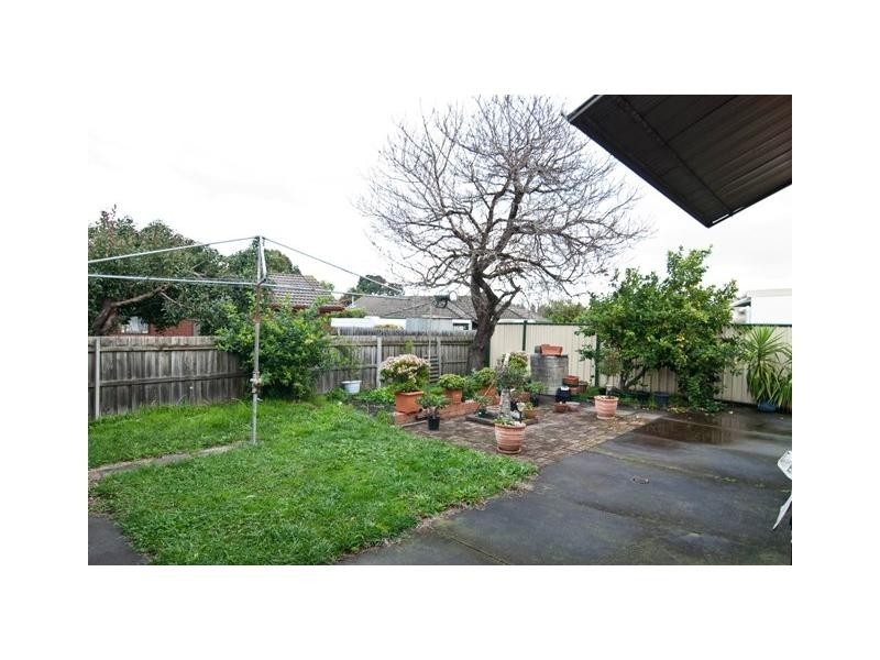 16 Charlotte Street, Springvale South VIC 3172
