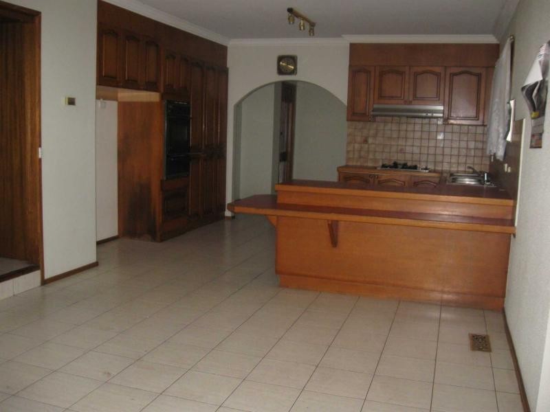 8 Hodgkinson Court, Springvale VIC 3171