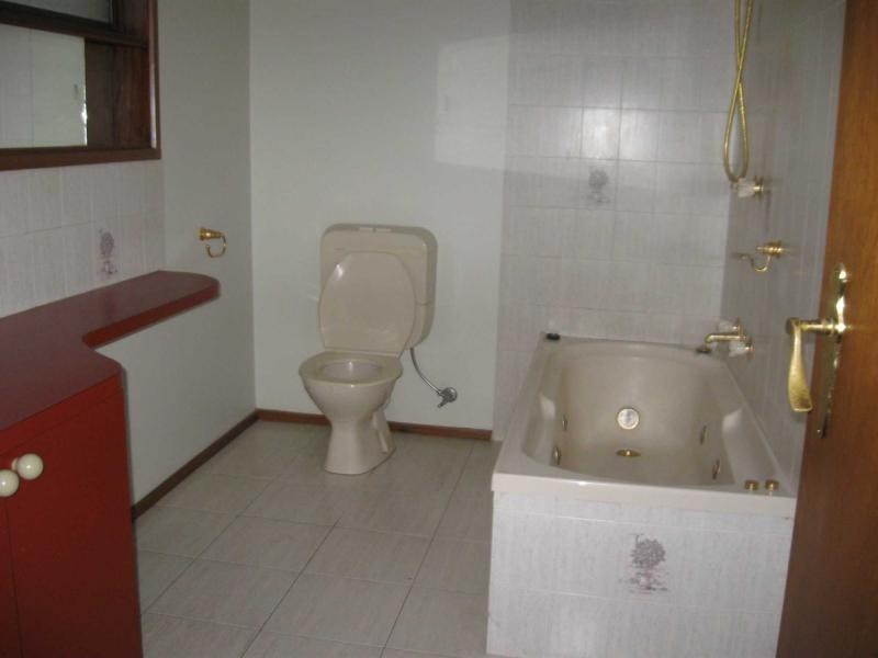 8 Hodgkinson Court, Springvale VIC 3171