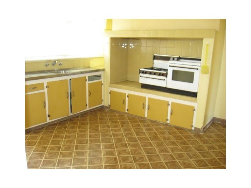 33 Leonard Avenue, Noble Park VIC 3174