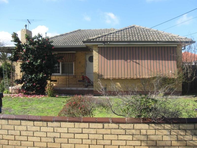 5 Tricia Avenue, Springvale VIC 3171