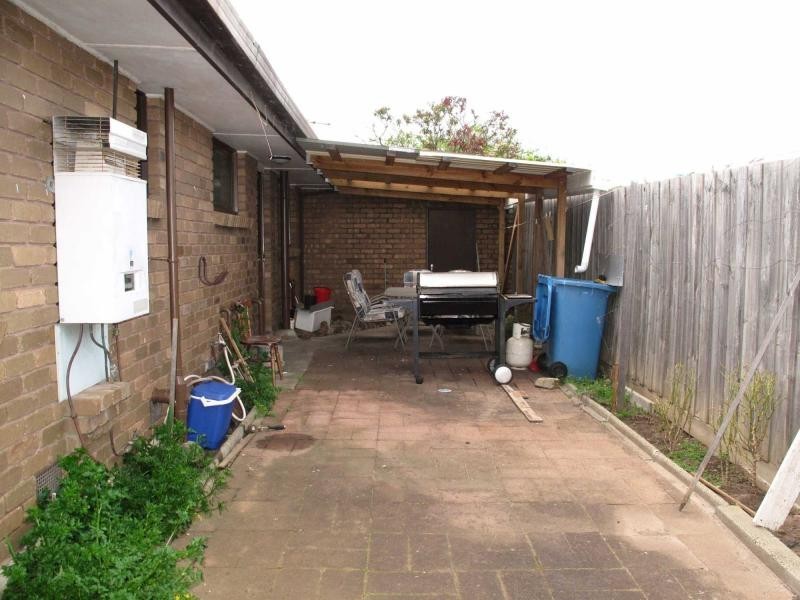 1/56 Leonard Avenue, Noble Park VIC 3174