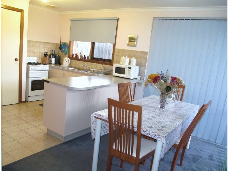 2/162 Buckley Street, Noble Park VIC 3174