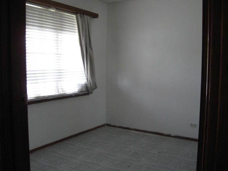 Front/6 Albert Avenue, Springvale VIC 3171
